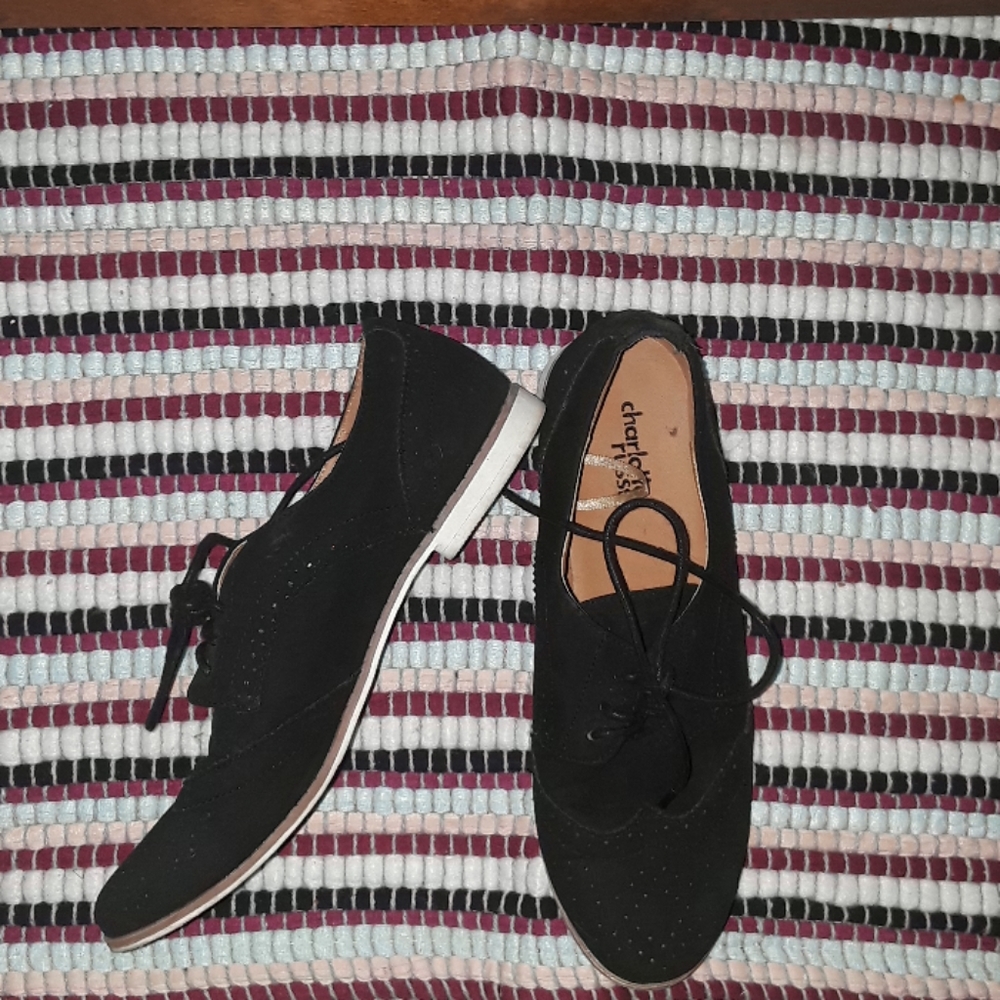 Shoes - Picture 2 of 3